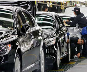 La industria del automóvil japonesa paraliza su producción