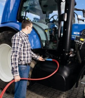 New Holland presenta un tractor propulsado con metano