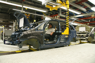 Opel propone ampliar otros cien días el ere de la planta de figueruelas