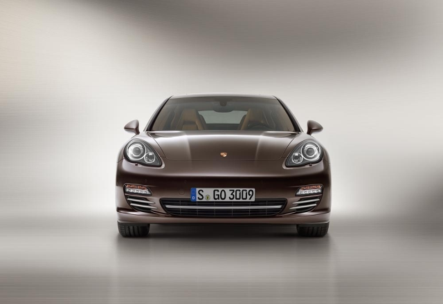 Porsche lanza la versión exclusiva platinum edition del panamera
