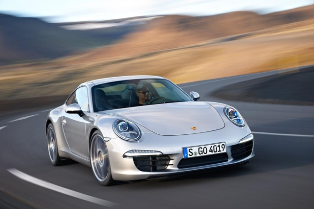 Porsche ofrece cursos de conducción en finlandia