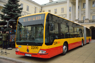 Mercedes-benz recibe un pedido de 60 autobuses para varsovia