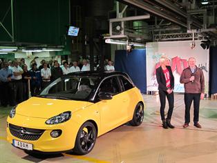 Opel inicia la producción del adam en eisenach (alemania)