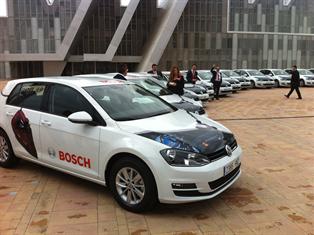 Volkswagen entrega 31 unidades del nuevo golf a bosch 