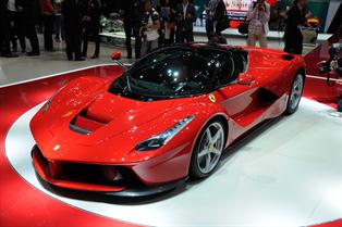 Ferrari fabricará solo 499 unidades de su edición limitada laferrari