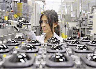 Bosch alcanza una producción de un millón de sensores de radar para vehículos