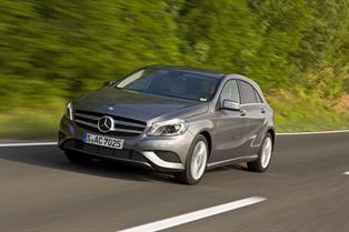 Francia prohíbe vender 3 modelos de Mercedes-Benz