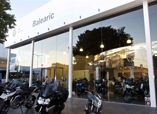 BMW inaugura un concesionario de motocicletas en Mallorca
