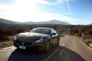 Maserati fabrica 10.000 vehículos en su planta de Grugliasco (Italia)
