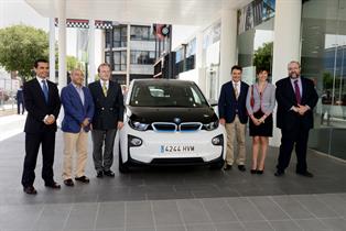 BMW cede una unidad del eléctrico i3 al Gobierno balear