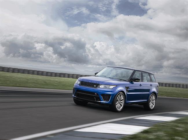 Land Rover lanza su modelo más potente, el Land Rover Sport SVR