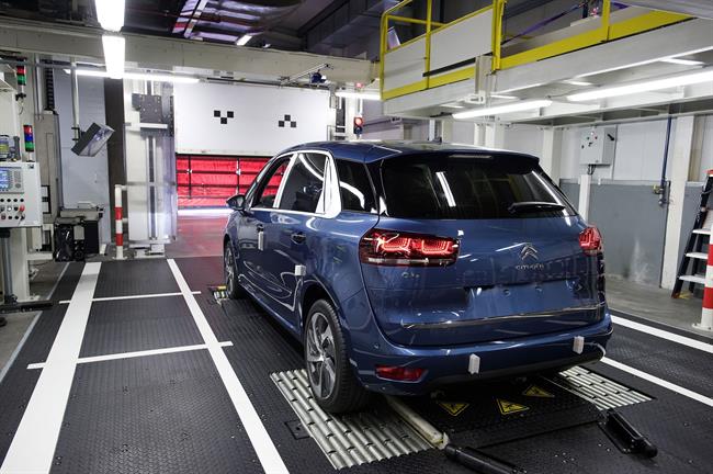 La planta viguesa de PSA Peugeot Citroën reanudará el montaje de monovolúmenes el viernes
