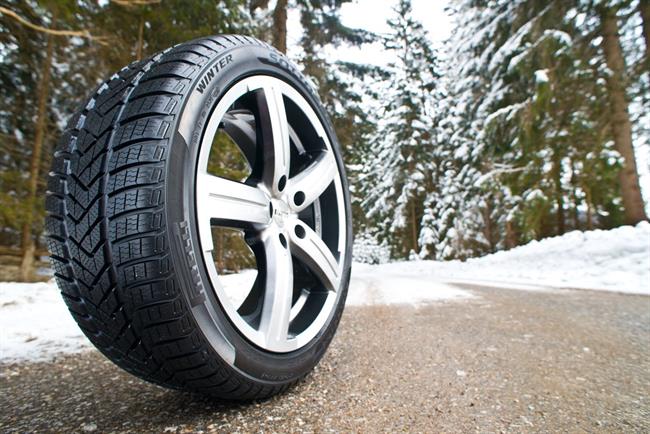 Pirelli recomienda usar neumáticos de invierno