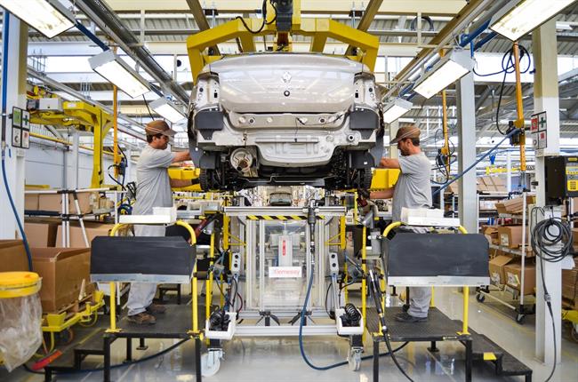 Renault inaugura una fábrica en Orán con una capacidad inicial de 25.000 vehículos al año