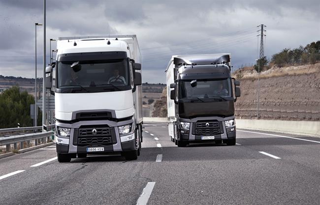 Renault Trucks se convierte en la marca número 40 de Anfac