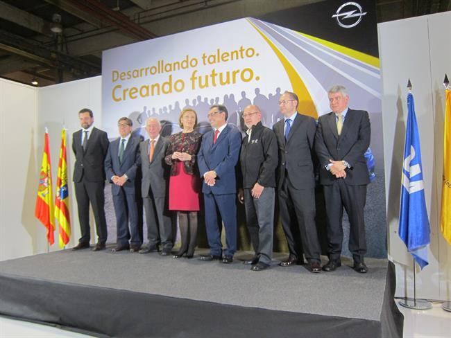 (Ampl.) General Motors España contratará a más de 1.400 empleados hasta 2018