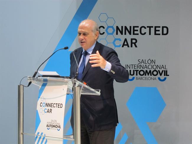 Jorge Fernández agradece al sector del automóvil el apoyo "a las duras y a las maduras"