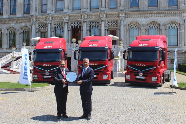 Iveco entrega en Turquía 200 camiones Stralis Hi-Road