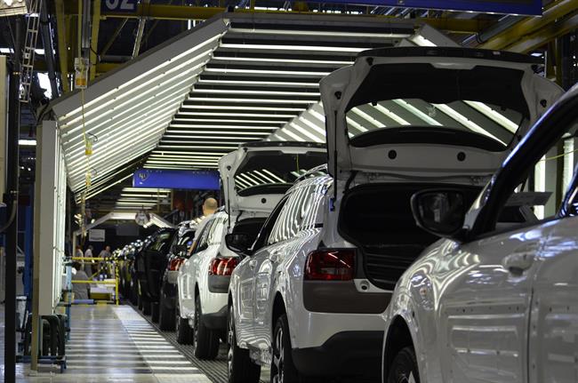 PSA Peugeot empieza a negociar un ERTE para su planta en Madrid