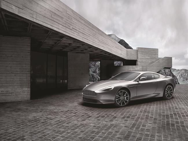Aston Martin rinde homenaje a James Bond