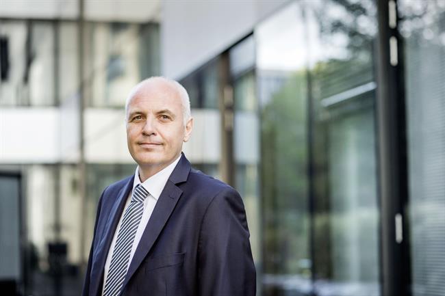 Matthias Gründler, director financiero de Volkswagen Truck & Bus Holding