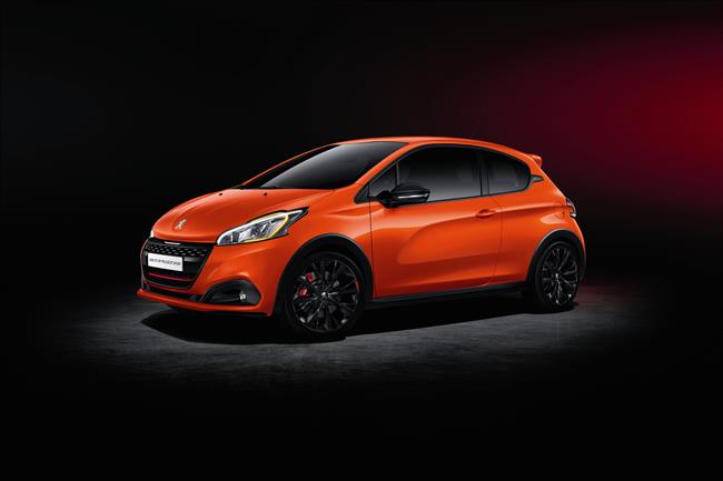 Peugeot introduce en nuevo color Orange Sport en el 208 GTi