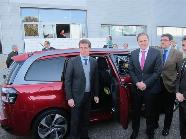 PSA Peugeot Citroën comercializará vehículos con funciones de conducción autónoma en 2018