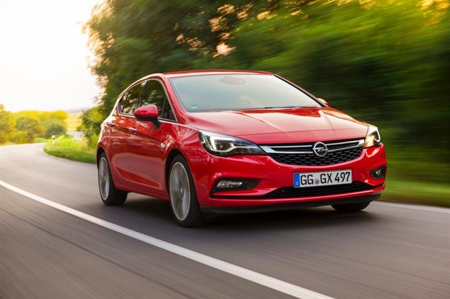 Opel presenta una nueva estrategia para reducir consumo y emisiones