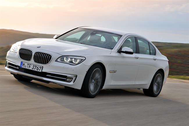 BMW incorpora a la berlina de lujo 750d el motor diésel más potente del mundo