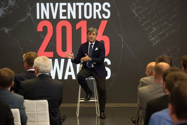 Los trabajadores de Seat presentaron 122 invenciones en 2015