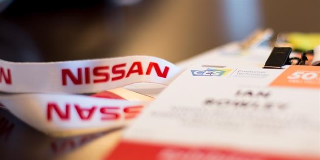 Ghosn anuncia que la nueva generación del Nissan Leaf contará con tecnología de conducción autónoma