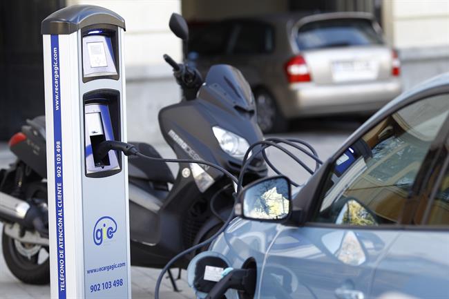 El Gobierno veta tramitación de una iniciativa de PDeCAT para el coche eléctrico