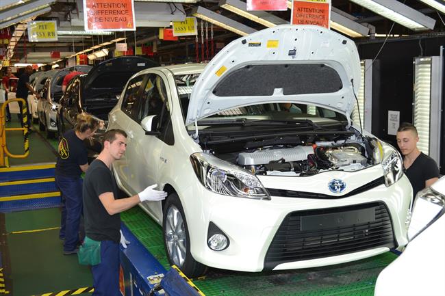 Los fabricantes japoneses, salvo Mazda y Mitsubishi, mejoran producción