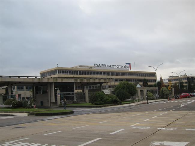 PSA en Vigo garantiza los compromisos pactados con la plantilla tras la compra de Opel