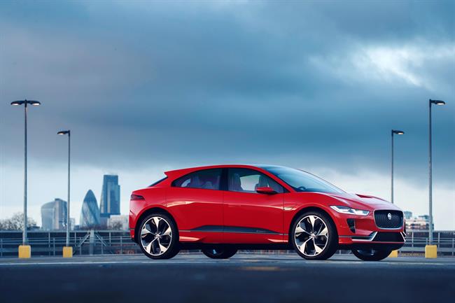 El vehículo eléctrico de Jaguar circula por Londres