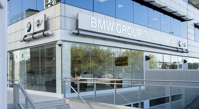 BMW pone en marcha un nuevo centro de formación en su sede de Madrid