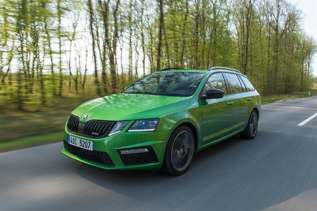 Skoda lanza en España los nuevos Octavia RS, Octavia Combi RS y Scout