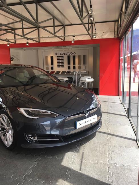 Tesla abre en Barcelona su primera tienda 'pop-up' de España