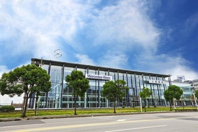 Daimler adquiere el 15% de la red china de concesionarios LSH