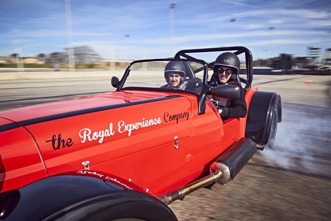 Nace The Royal Experience Company, una experiencia de conducción ambientada en los años 60