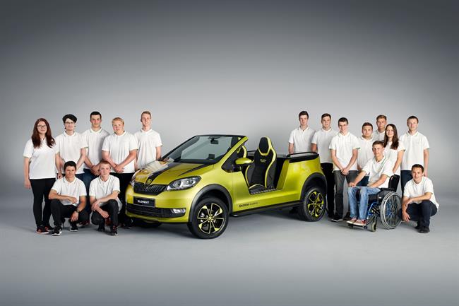 Estudiantes diseñan y construyen un buggy eléctrico de Skoda, denominado Element