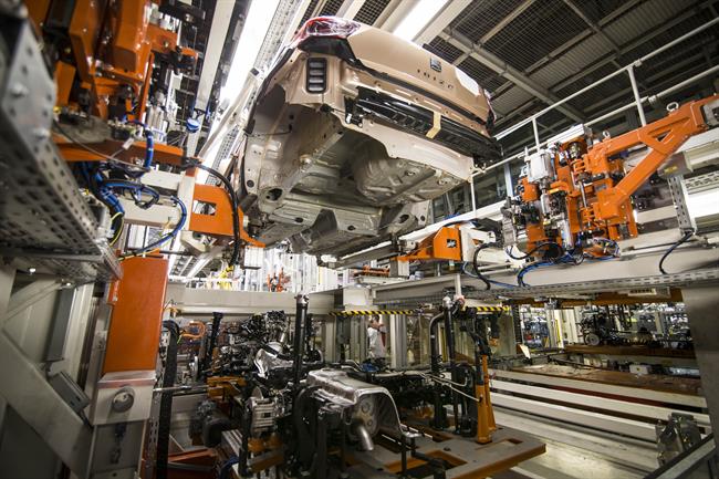 Seat contratará a 100 temporales para reforzar el lanzamiento del Arona y el Ibiza