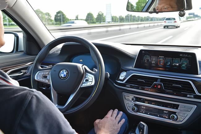 El grupo BMW, FCA, Intel y Mobileye se unen para desarrollar una plataforma de conducción autónoma
