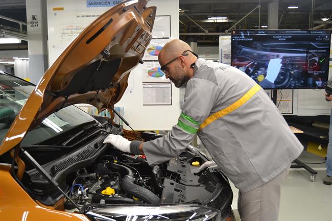 El presidente de Renault garantiza que las plantas de la marca son flexibles para pasar de diésel a gasolina