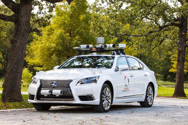 Toyota resume en un libro blanco sus avances en el ámbito de la conducción automatizada