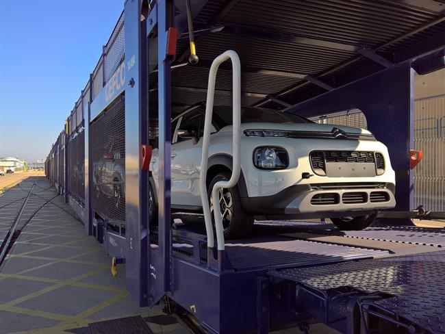 Los Citroën C3 Aircross fabricados en Zaragoza inician su exportación desde el Puerto de València