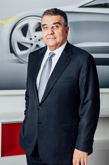 (Ampl.) Francisco Javier García Sanz (Volkswagen), premio protagonista del Motor-Galería de 'El Mundo'