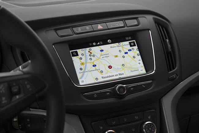 Opel integra el sistema multimedia IntelliLink Navi 4.0 en su modelo Zafira