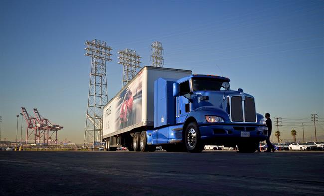 El camión de hidrógeno de Toyota cero emisiones comienza a operar en EEUU