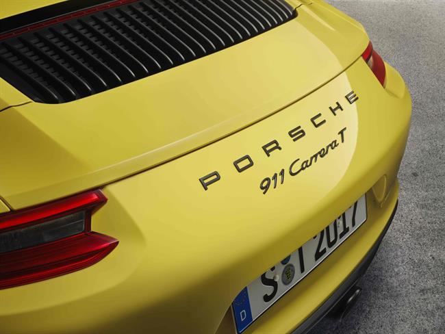 Porsche marca más valorada por los internautas españoles en octubre